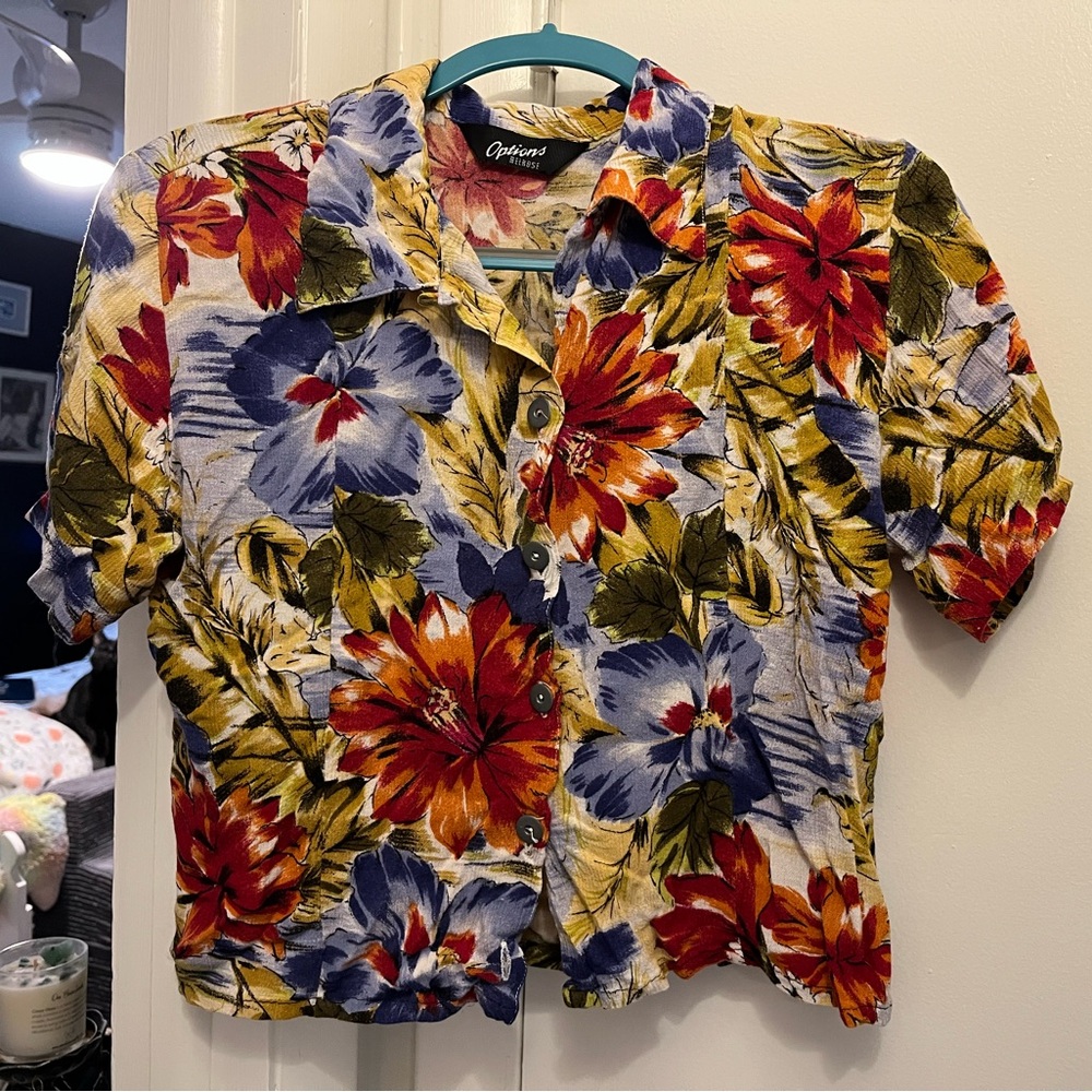 FLORAL HAWAIIAN BUTTON DOWN SHIRT